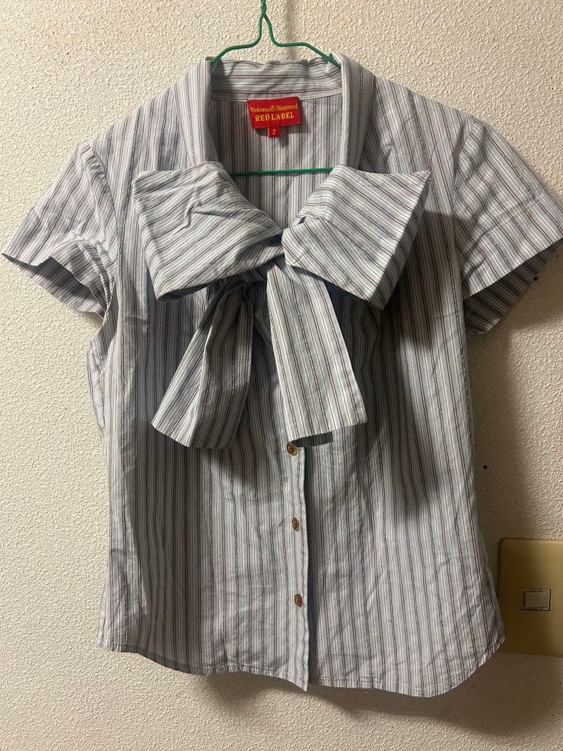 ヴィヴィアンウエストウッド　リボンシャツ