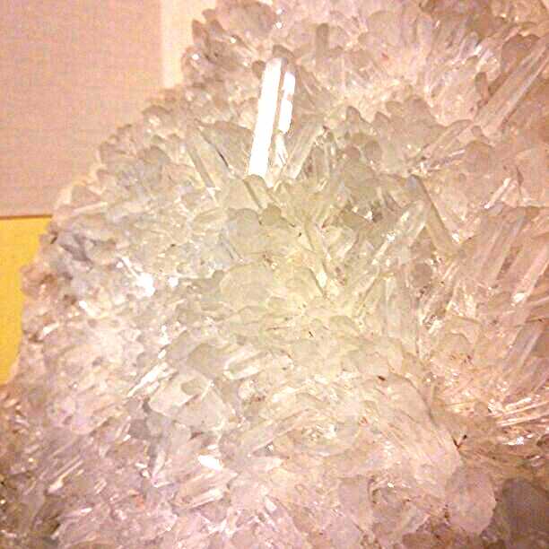 お値下げ!!即買いOK!  水晶原石 置き台付