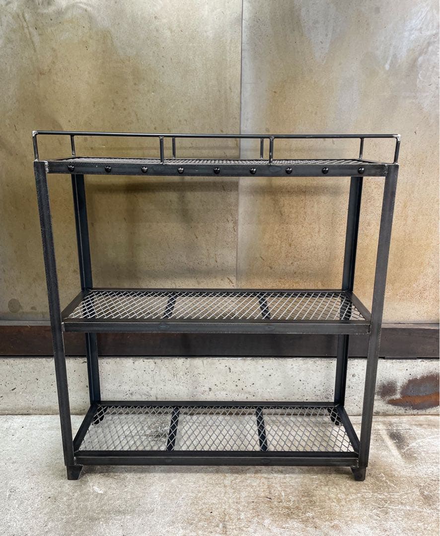 リベット３段ラック［上段棚柵付き］植物棚　アイアン家具　アイアンラック