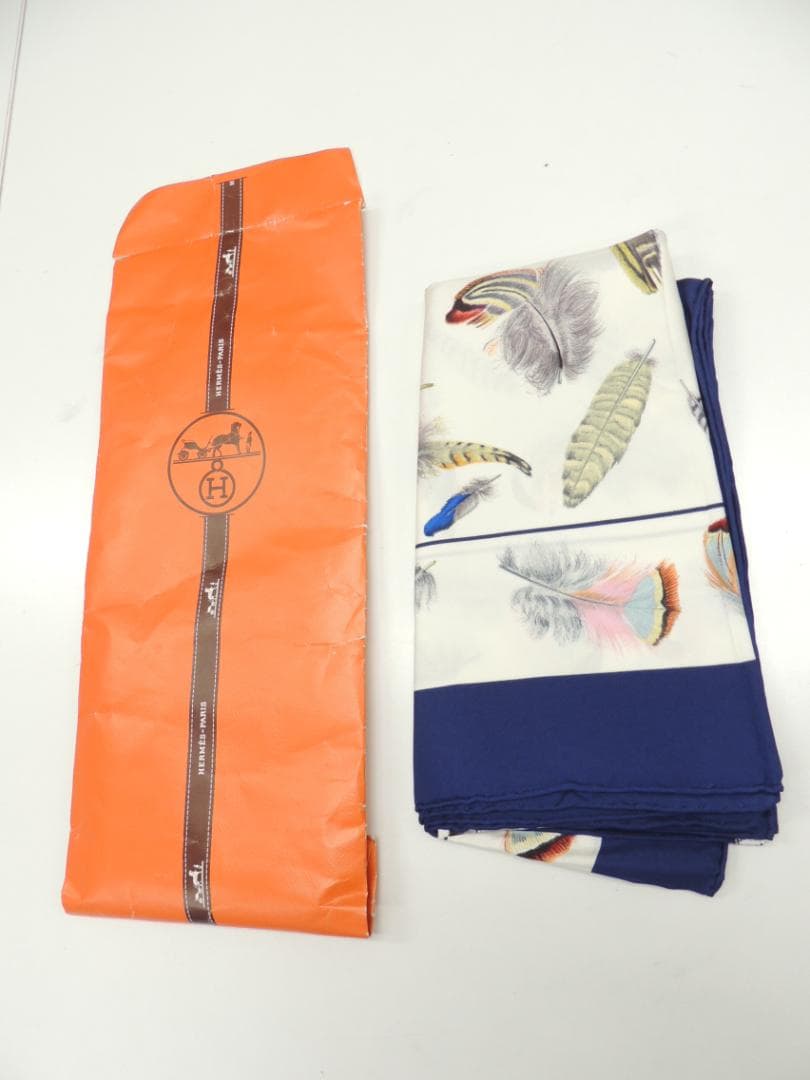 新品 同様 HERMES PLUMES par Henride Linares