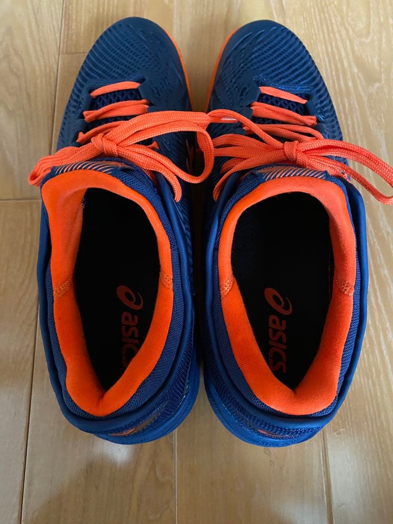 超美品テニスシューズ ASICS COURT FF 3 ＯＣ26.5cm