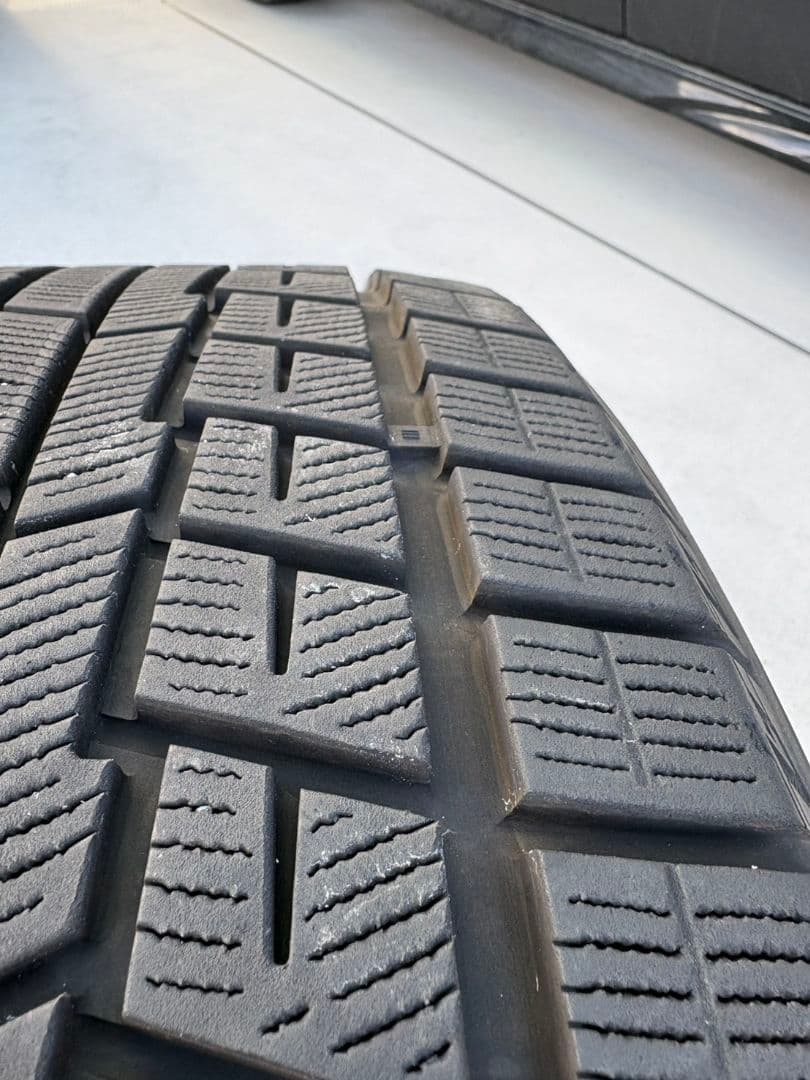 245/40/20 スタッドレスタイヤ YOKOHAMA　IG60 4本セット