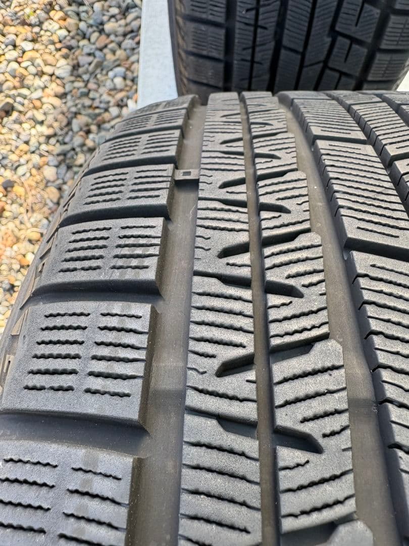 245/40/20 スタッドレスタイヤ YOKOHAMA　IG60 4本セット