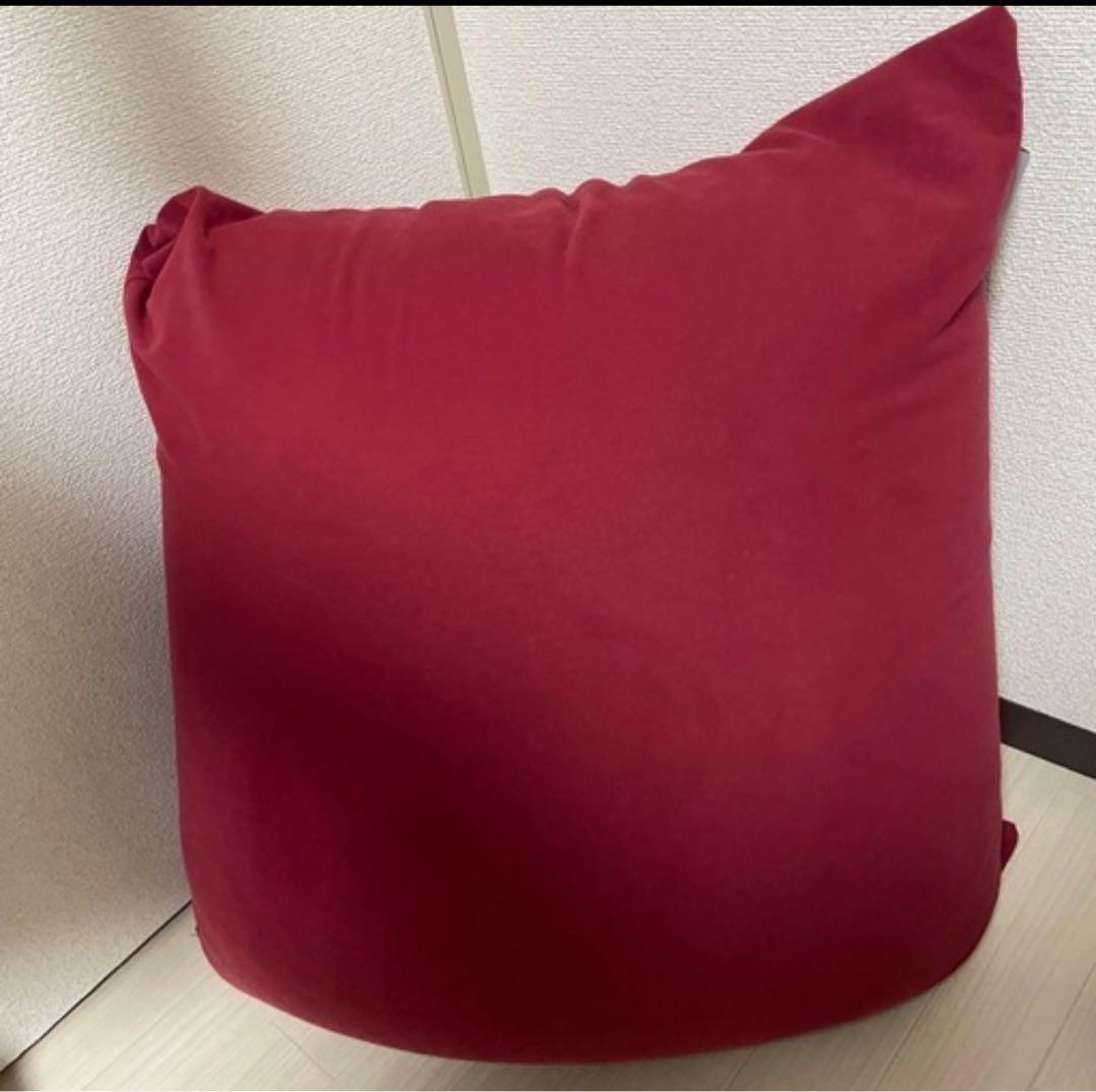 1カ月のみ使用　yogibo Midi 赤 ビーズクッション