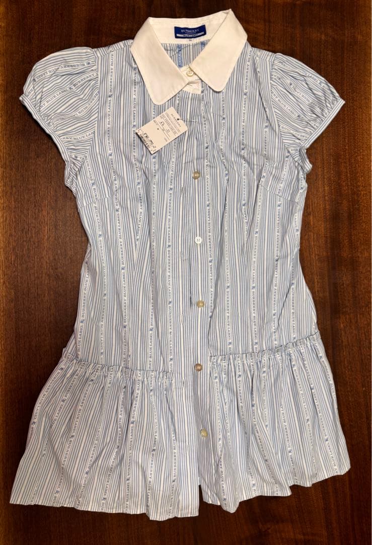 【BURBERRY】新品タグ付き 青白ストライプ 半袖シャツ