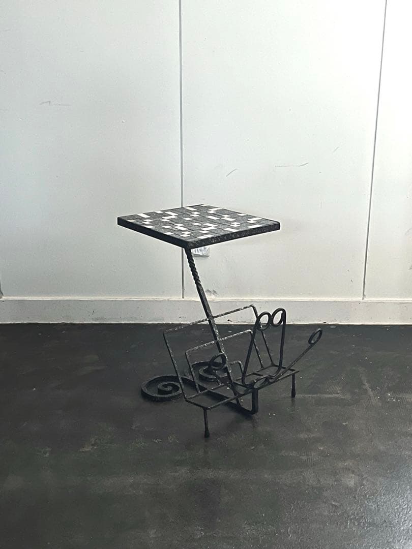 ヴィンテージ マガジンラック サイドテーブル プランタータイル 60s ベルギー