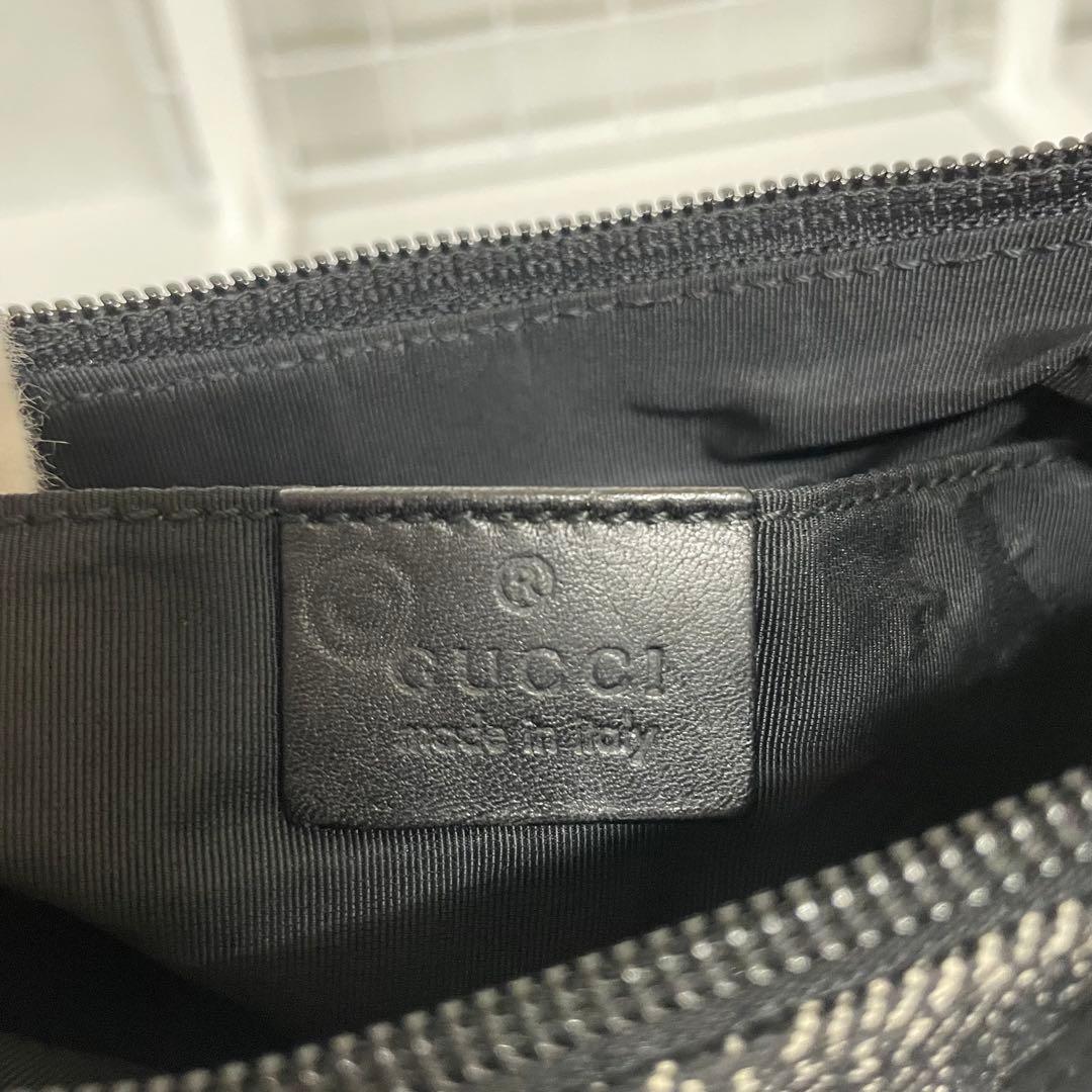 GUCCI グッチ アクセサリーポーチ gg柄 ブラック