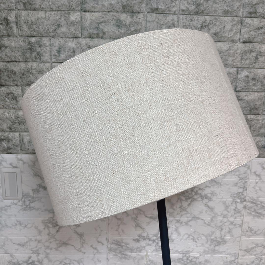 モダン フロアスタンド 照明 サイドテーブル　フロアランプ リネンシェード付き