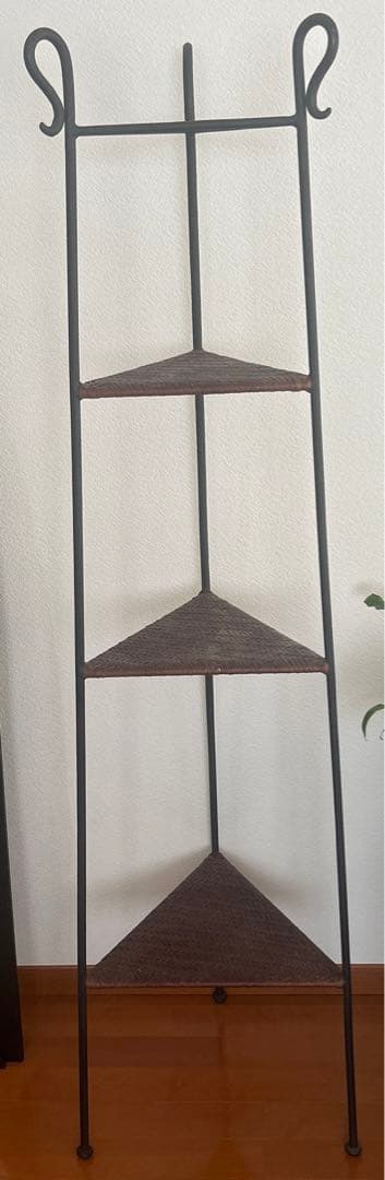 アイアンコーナーラック　ラタン　北欧　アジアン