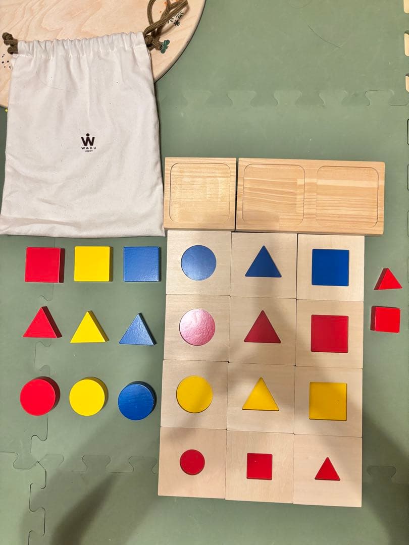 k*a様 童具館　フィットイン　木製 知育玩具 セット 形と色