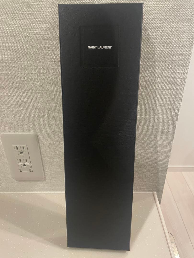 【新品 未使用】正規品 サンローラン ネクタイ ストライプ ブラック 箱付