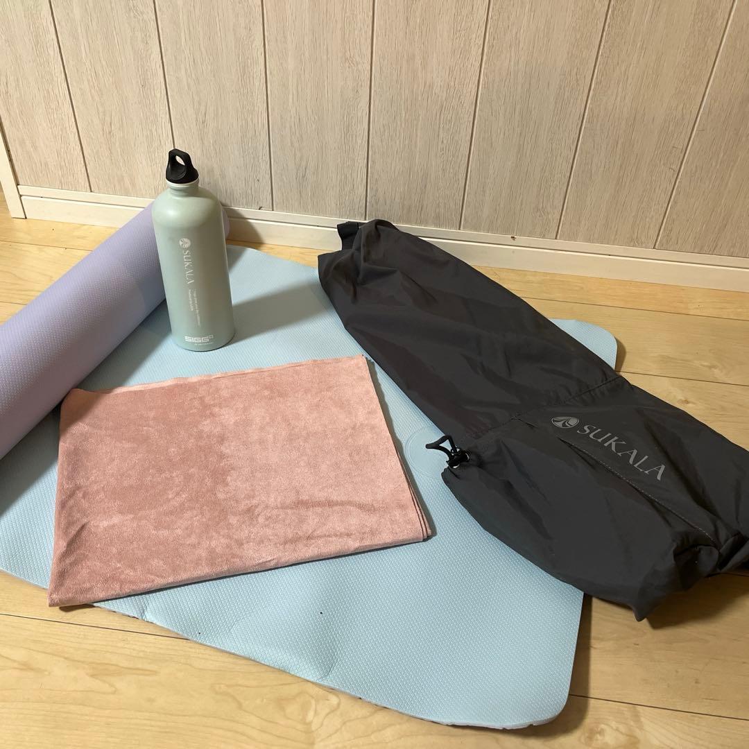 【LAVA】ヨガマット・ヨガラグ・水素水ボトル・ヨガマットケース