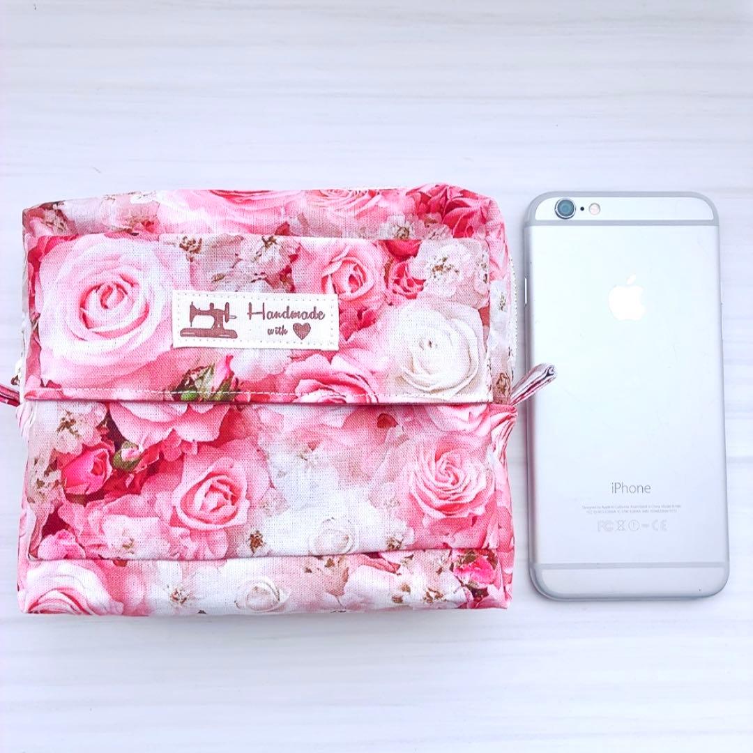 ★k.k★ ハンドメイドポーチ ティッシュケース付き 2個 A465