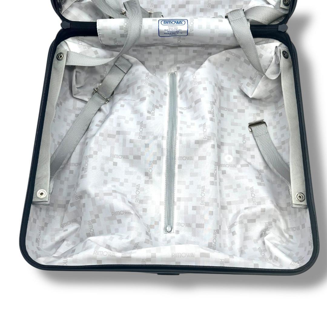 リモワ サルサ ビジネストロリー 4輪 810.40 機内持込可能 美品