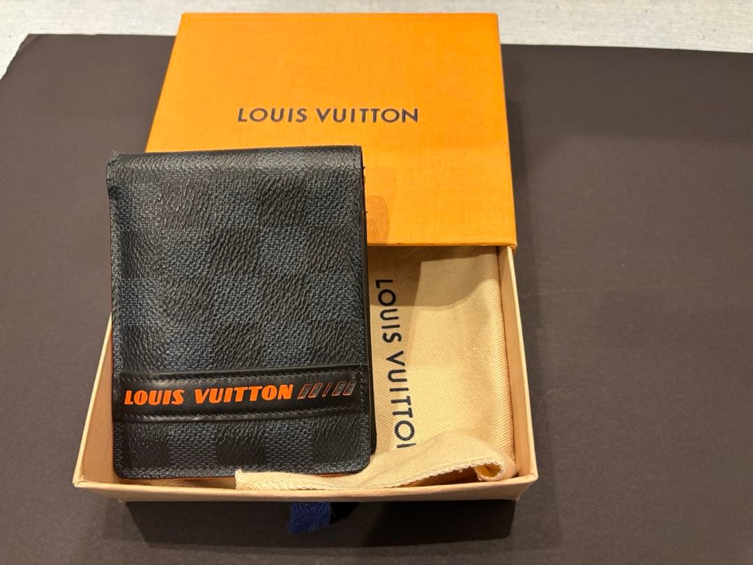 LOUIS VUITTON ダミエ　二つ折り財布　古銭入れ無し　ルイ・ヴィトン