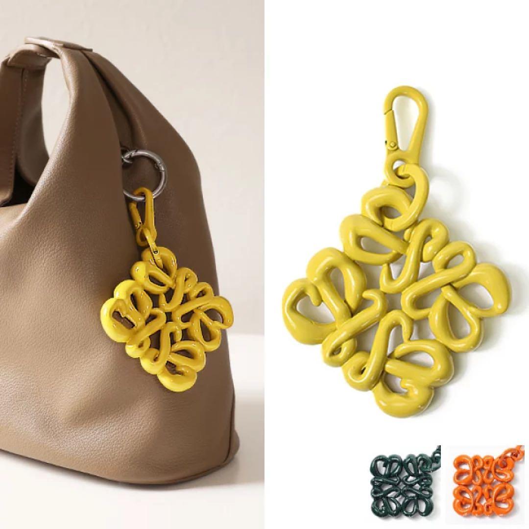 ロエベ　アナグラムチャーム　LOEWE アナグラム