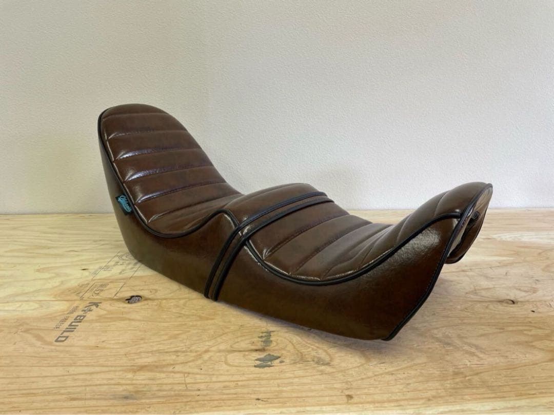 ぱ*ま様 CB250N 三段シート 15cm オオカワシート