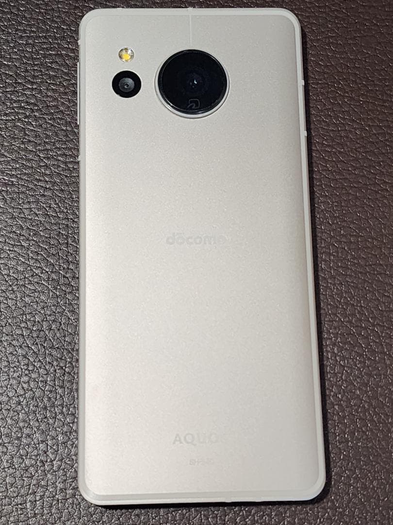 AQUOS sense8 ライトカッパー SH-54D　ドット抜けジャンク