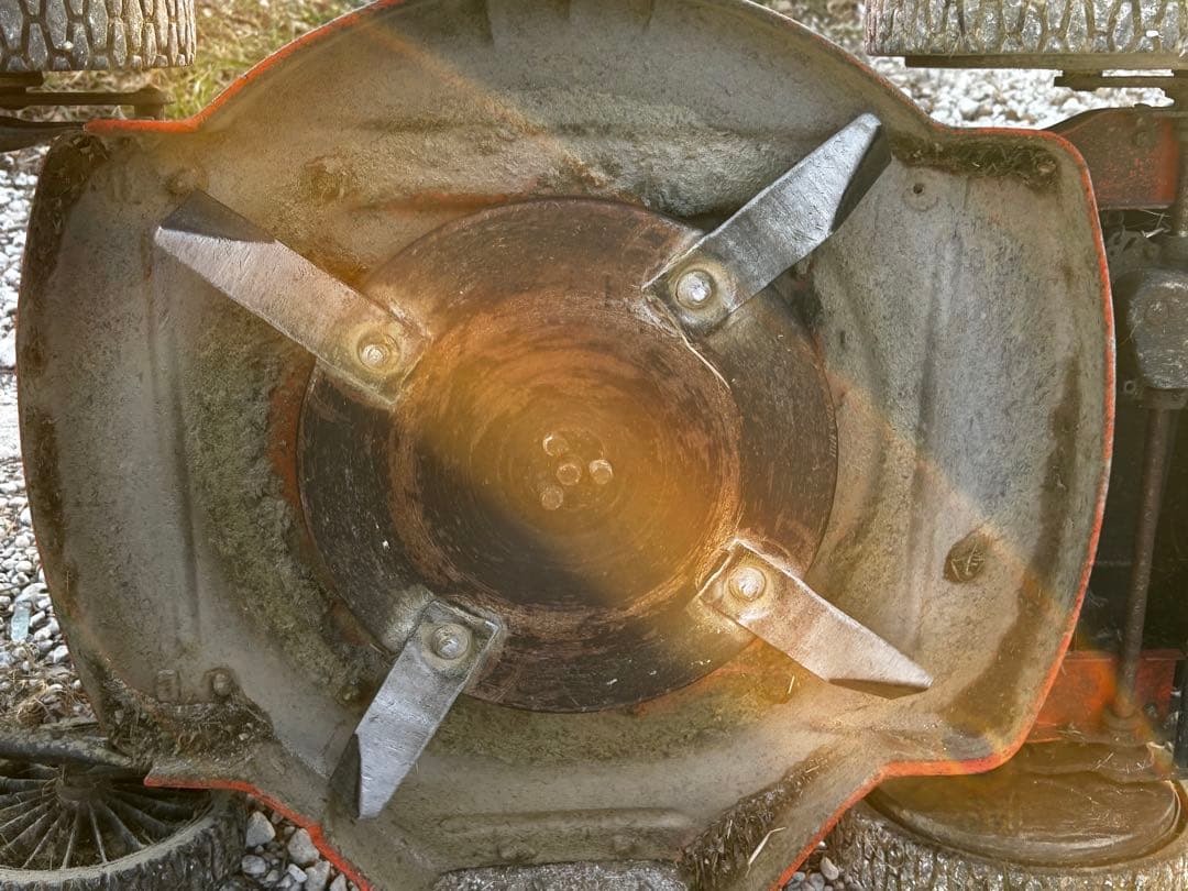 PLOW 自走式草刈機 WGC530