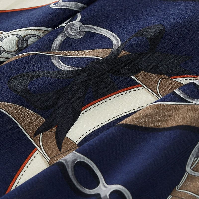 週末限定❗【新品】エルメス ☆ トライアングル ジェアン 朝の散歩 カシシル