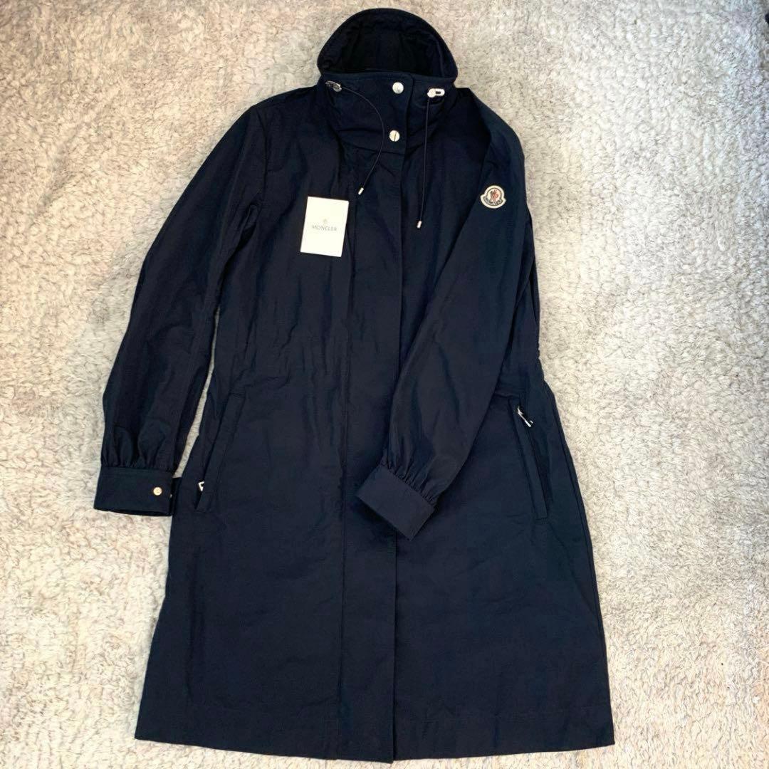 《未使用に近い》モンクレール　ナイロンロングコート