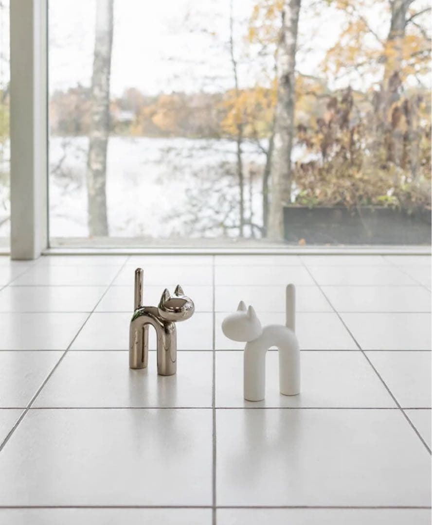 ミニキス　プラチナ　Eero Aarnio Originals エーロアールニオ