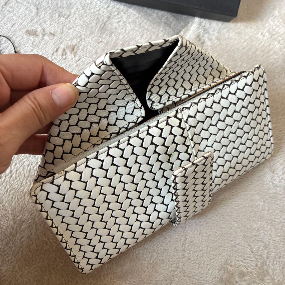HIROKO HAYASHI ホワイト　オッティカ　折り財布