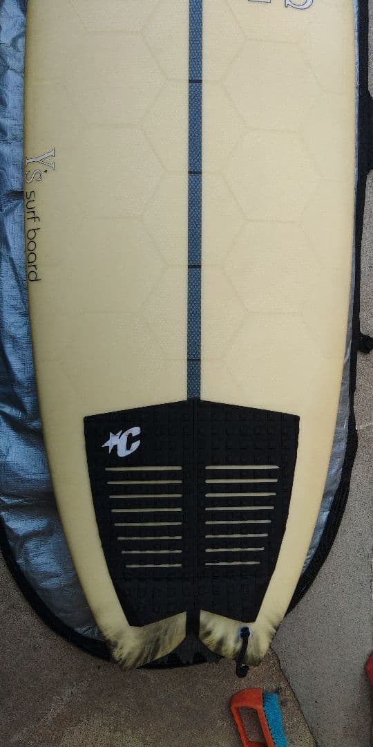 Y’sサーフボード　5’4x 21x  2 3/8