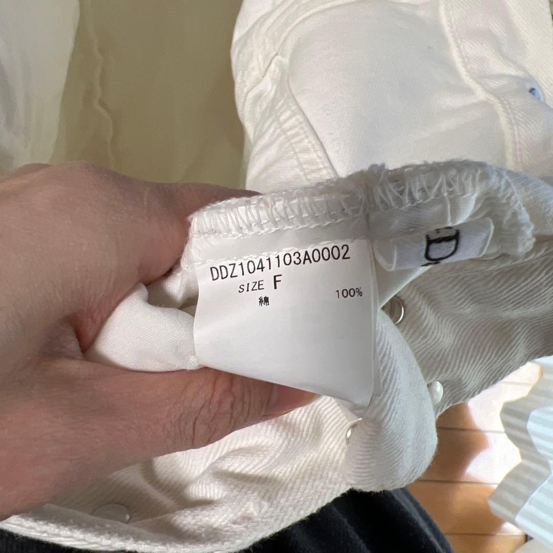 ドゥドゥ　ホワイトサロペット　袖フリルインナー