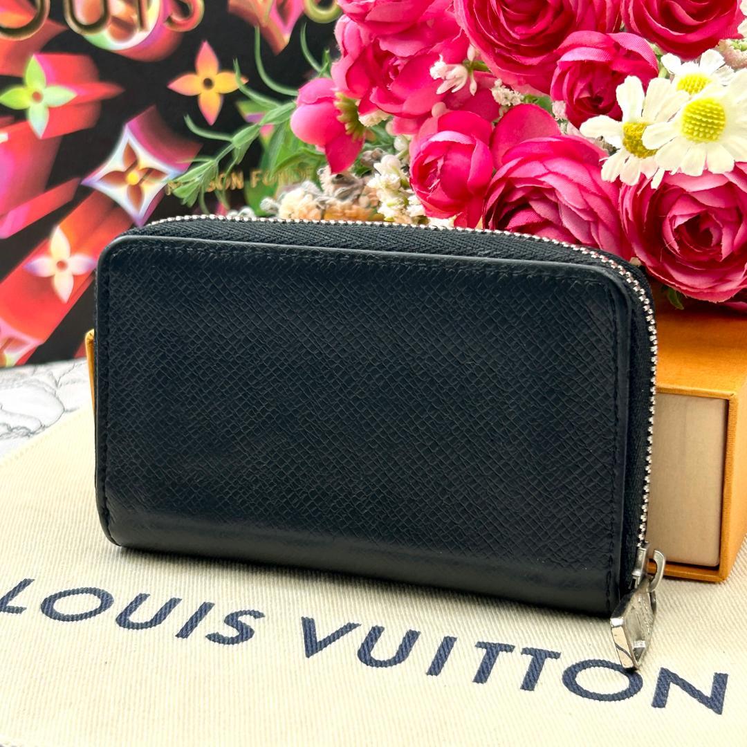 ★美品★　ルイヴィトン　タイガ　ジッピー　パース