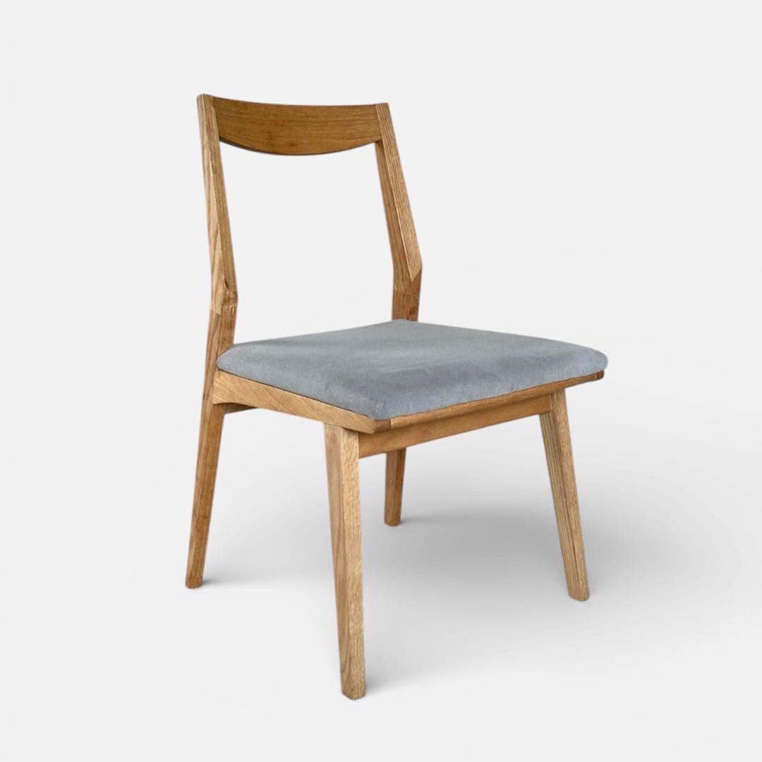 Ingenfinity JONASオーク材　ダイニングチェア②