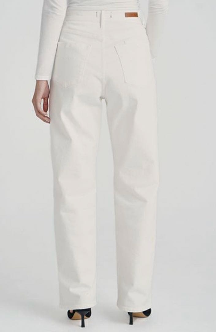 YANUK ヤヌーク ホワイト ストレートデニム