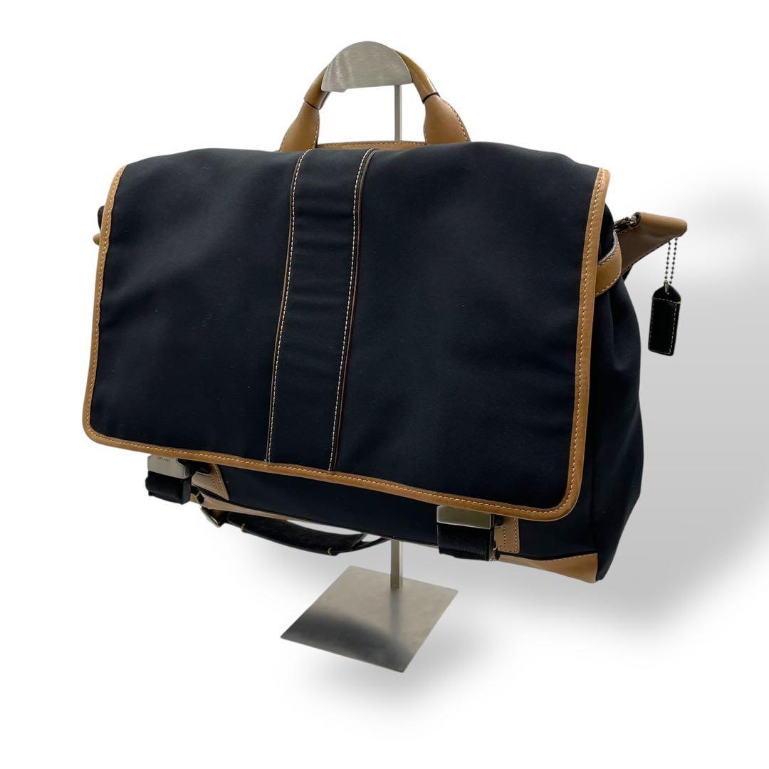 極美品　希少モデル　コーチ　メッセンジャーバッグ　キャンバス　レザー　黒