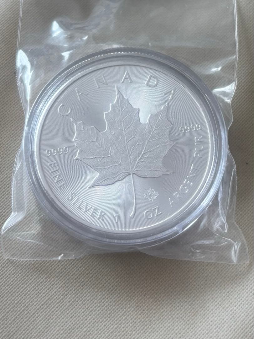 カナダ メイプルリーフ 銀貨 1オンス【1枚】