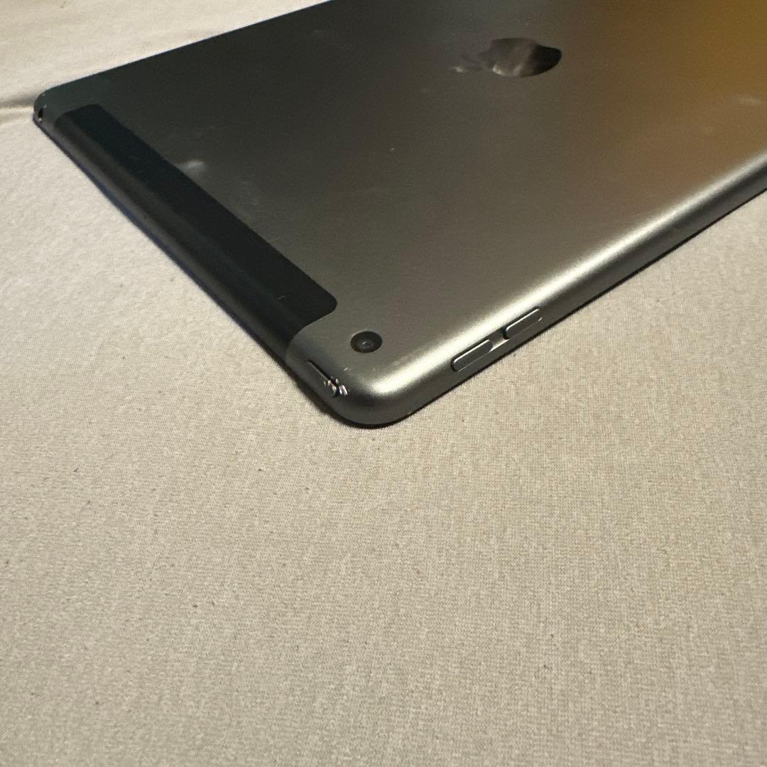 Apple iPad 第9世代 64GB SiMフリー 1