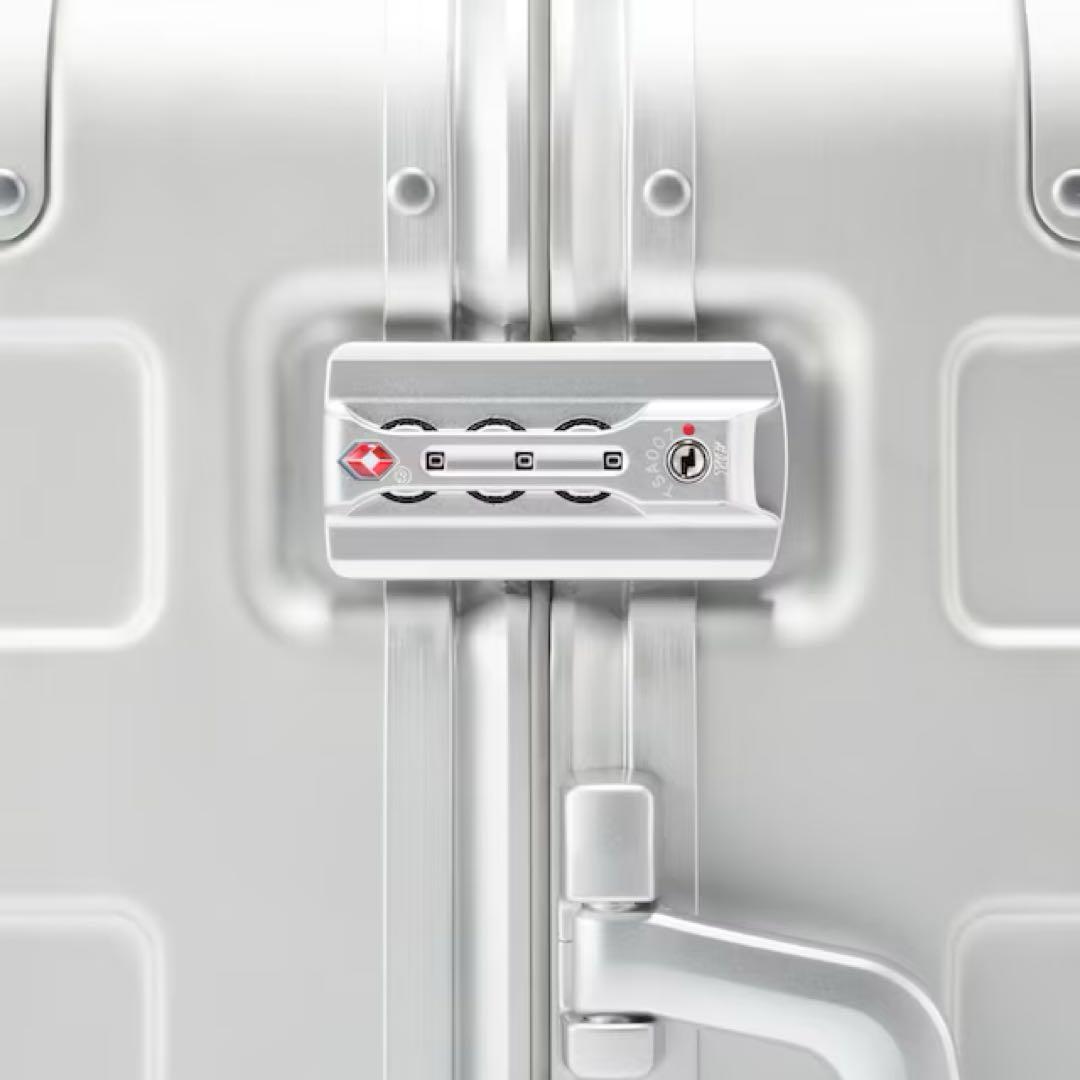 【希少】無印良品キャリーケース　アルミハードキャリー（34Ｌ）