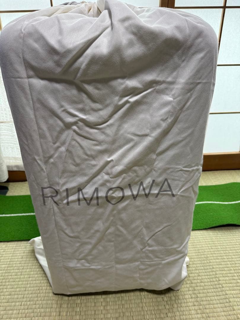 Essential トランク 89L マットブラック