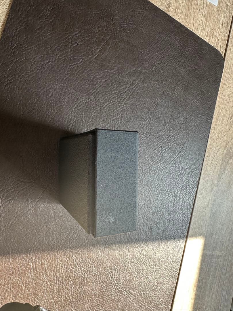 メゾンエスボンド Maison Standards ブラック 三つ折り財布