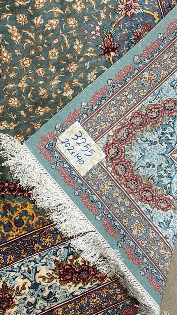 ペルシャ絨毯　クムシルク100%　ザエリ工房　189万円