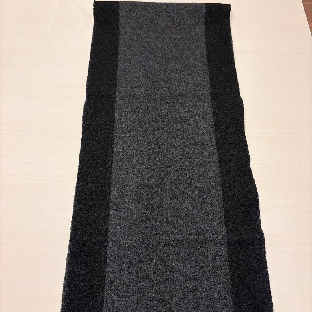 Louis Vuitton ロゴマフラー ブラック/グレー