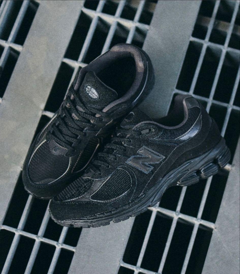ニューバランス　2002RBL　2002R トリプルブラック