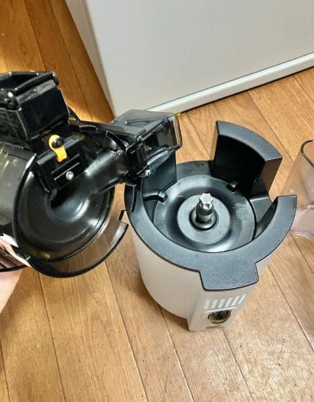 JC120 HUROM　中古のコールドプレスジューサー H70FT-BAC06