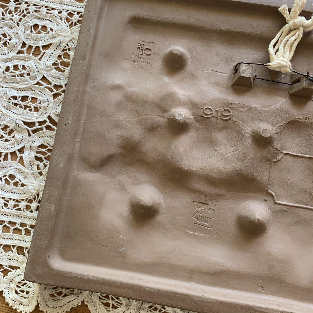 Jie Gantoftaジィガントフタ　陶板　広場のお花屋さん