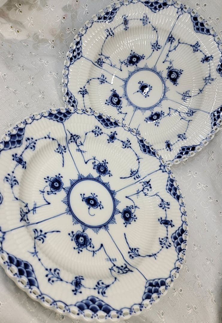 未使用近✨ロイヤルコペンハーゲン ブルーフルテッド フルレース 大皿 プレート①