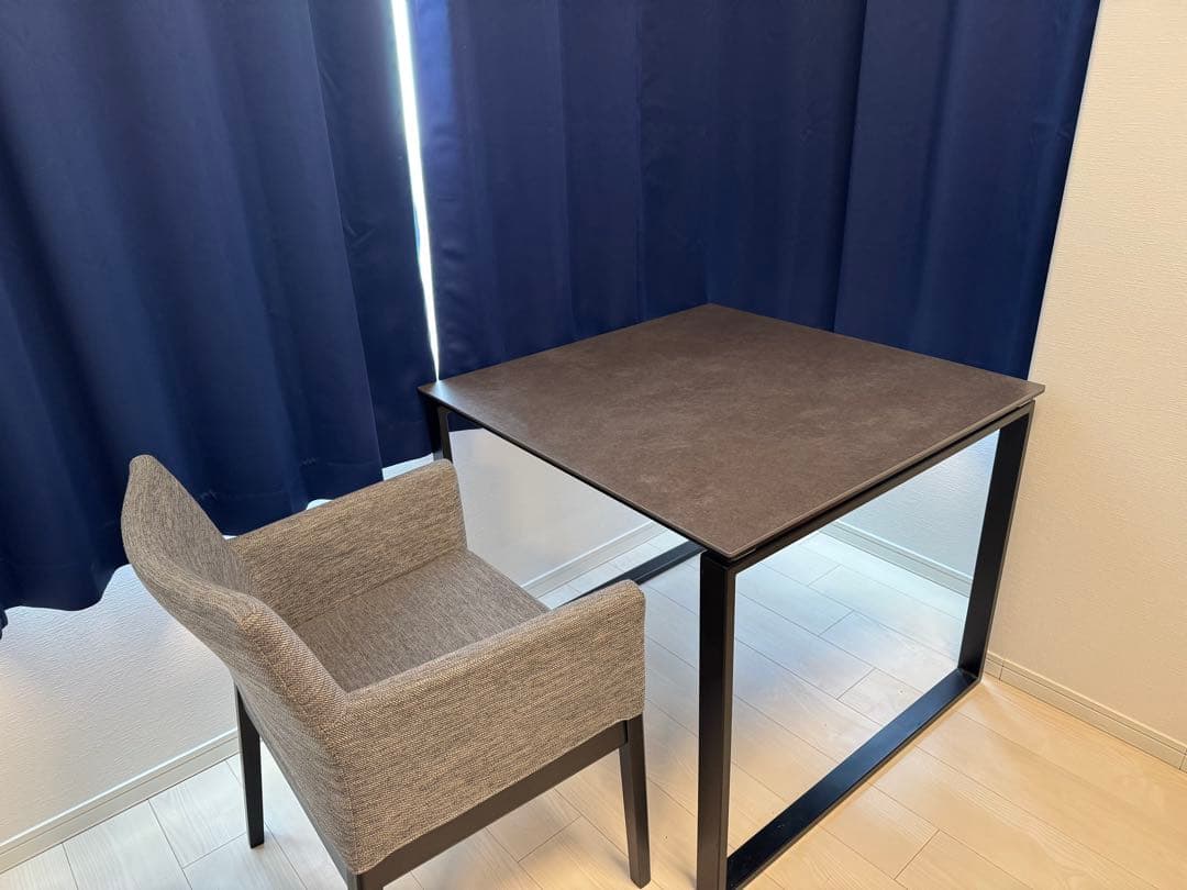 ニトリ　セラミック　ダイニングテーブルとチェアのセット