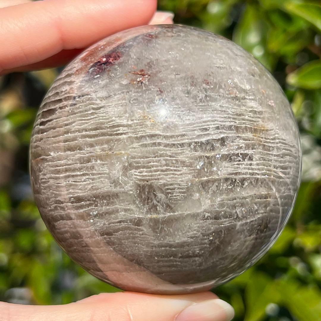 ✳️✨何層にも重なる自然の造形美✨虹入り 千層ガーデンファントム水晶 丸玉 天然石