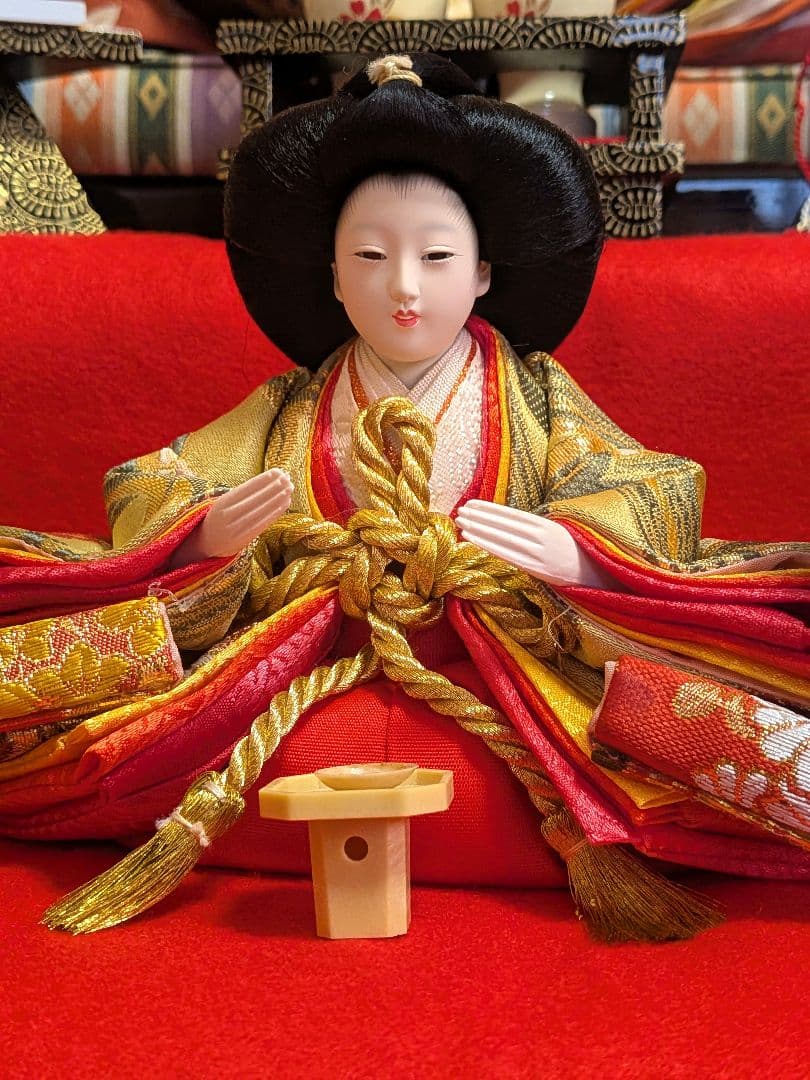 ひな祭り 雛人形　三段飾り　オルゴール付　秀華作　1/2（2/2の購入も必要）