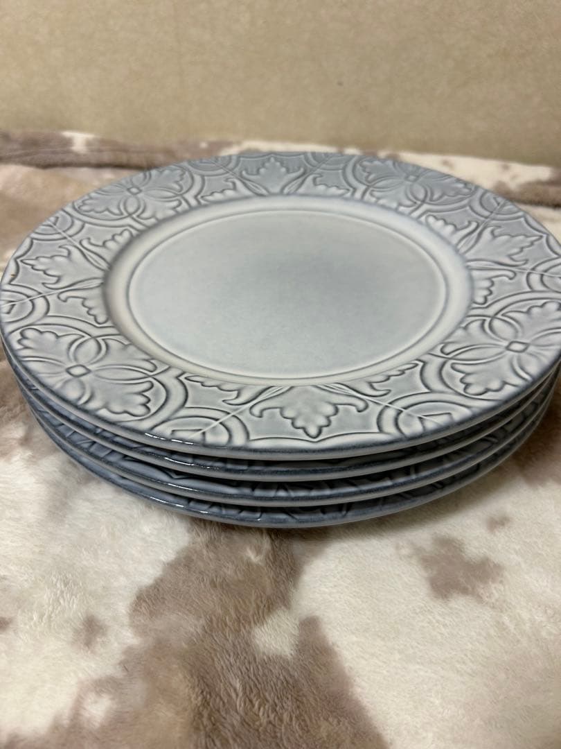 ボルダロピニェイロルアノヴァディナープレート4枚セット白グレー系Bordallo