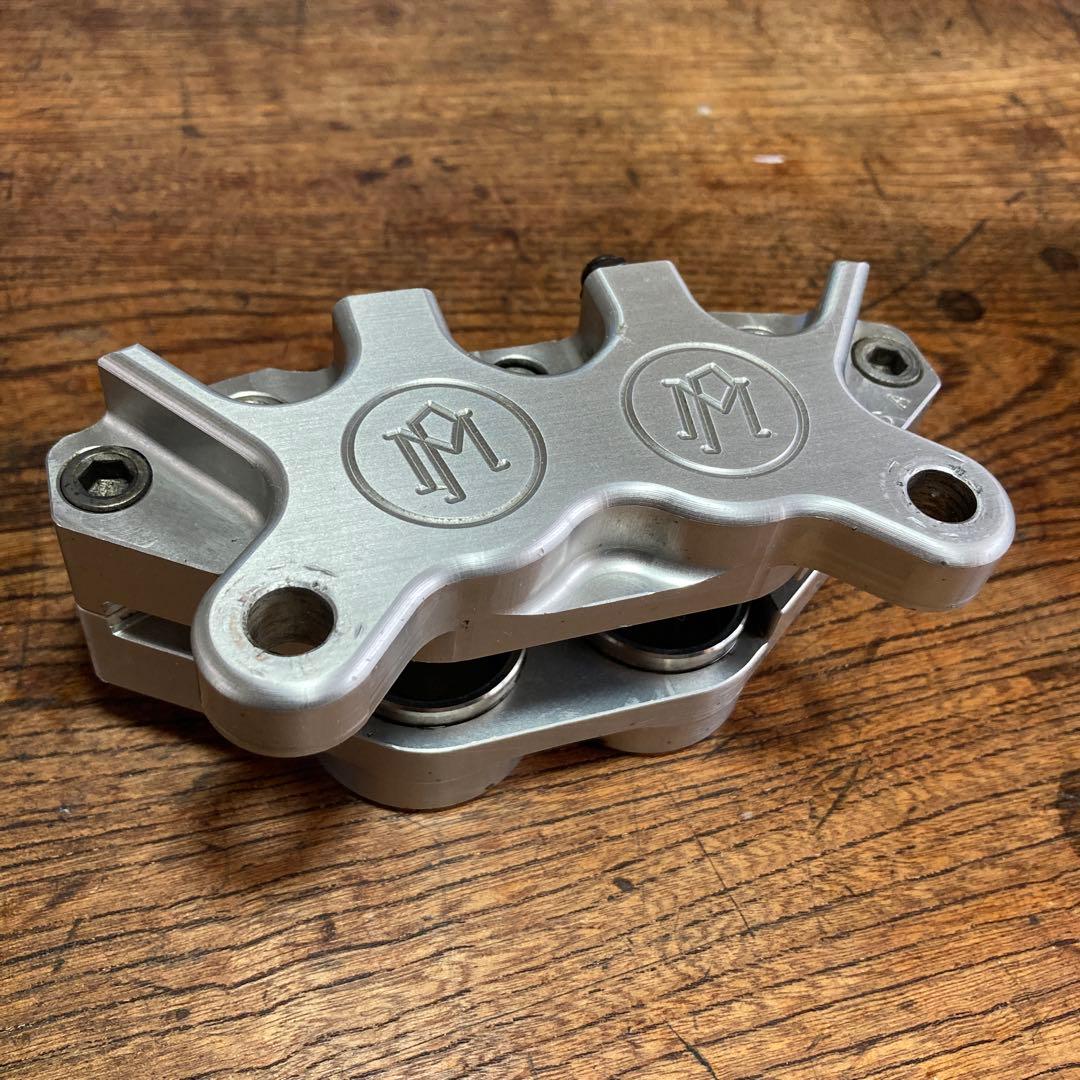 PM製　パフォーマンスマシン　アルミニウム製 ブレーキキャリパー USA 中古