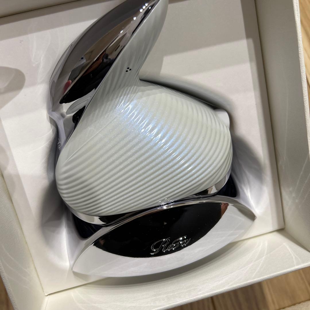 【新品未使用】リファビューテック　ヘッドスパ　RE-AP-02A ホワイト